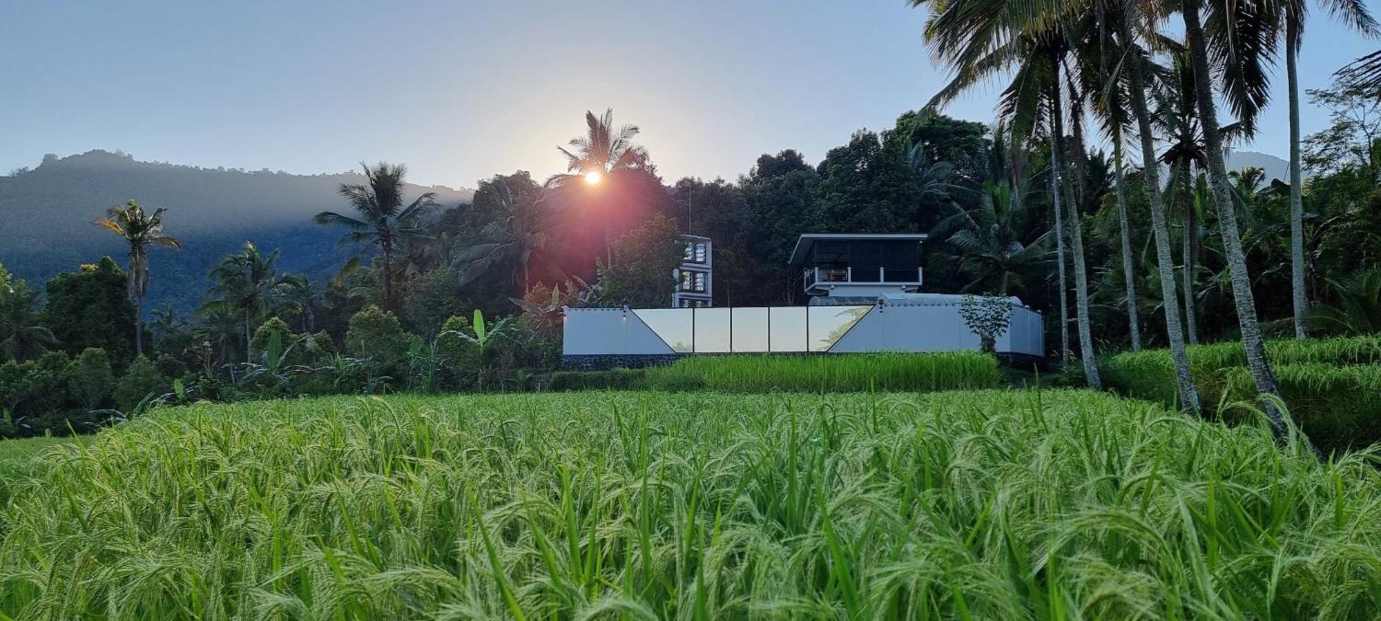Utopiaku - Munduk Highlands Villa Eksteriør bilde